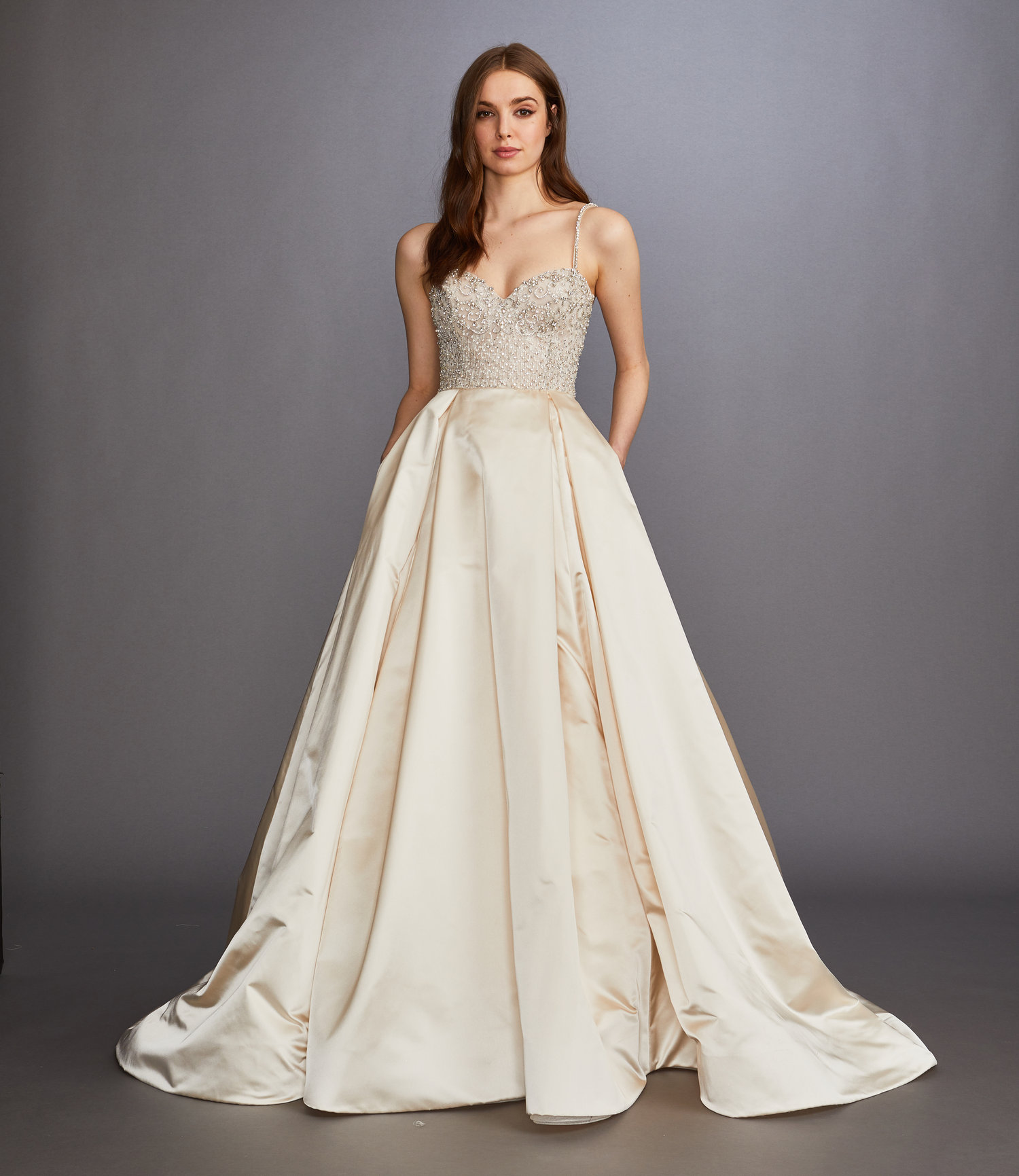 Wedding dresses store with pockets 2019