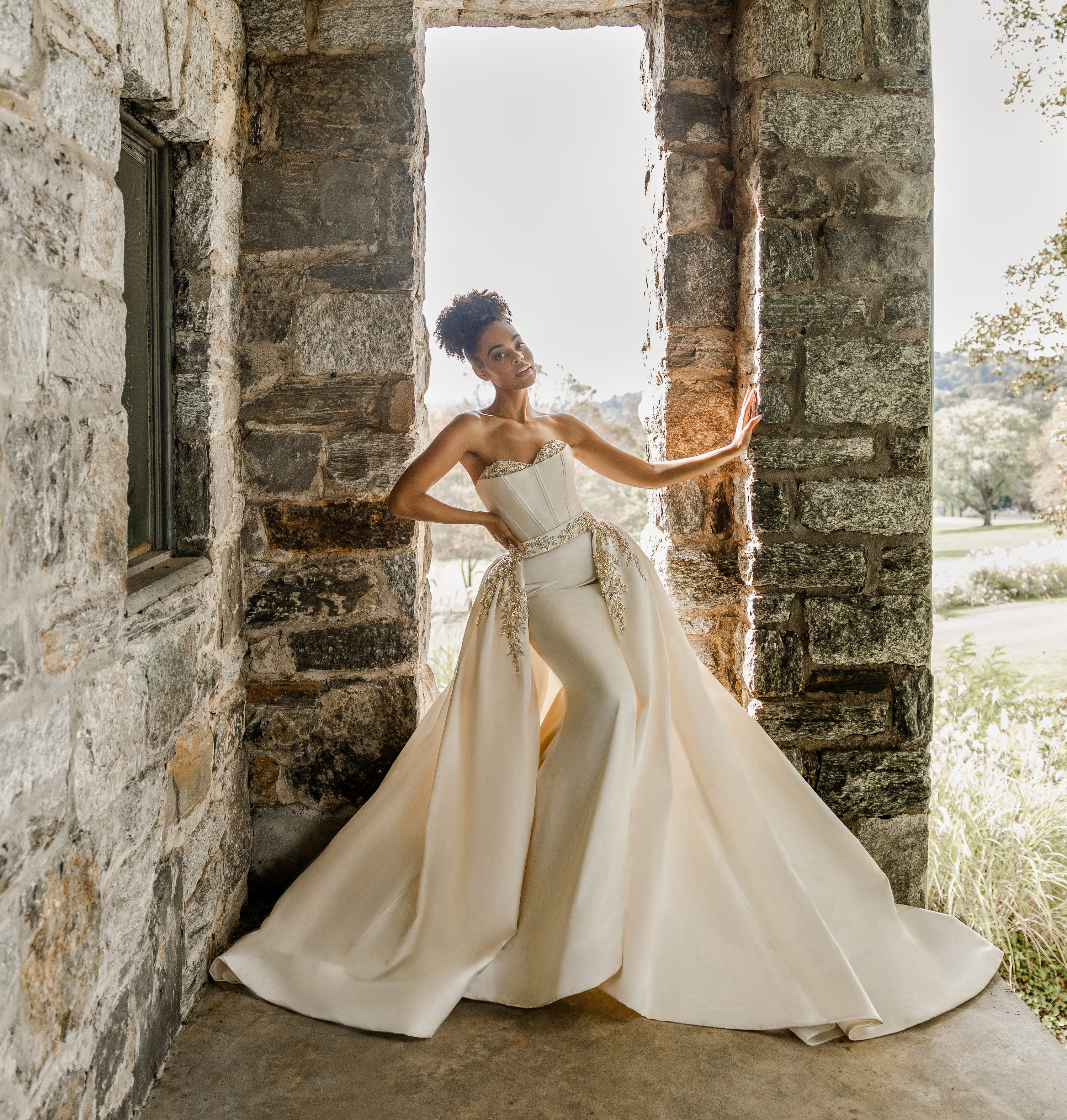 Lazaro trumpet hotsell wedding dress